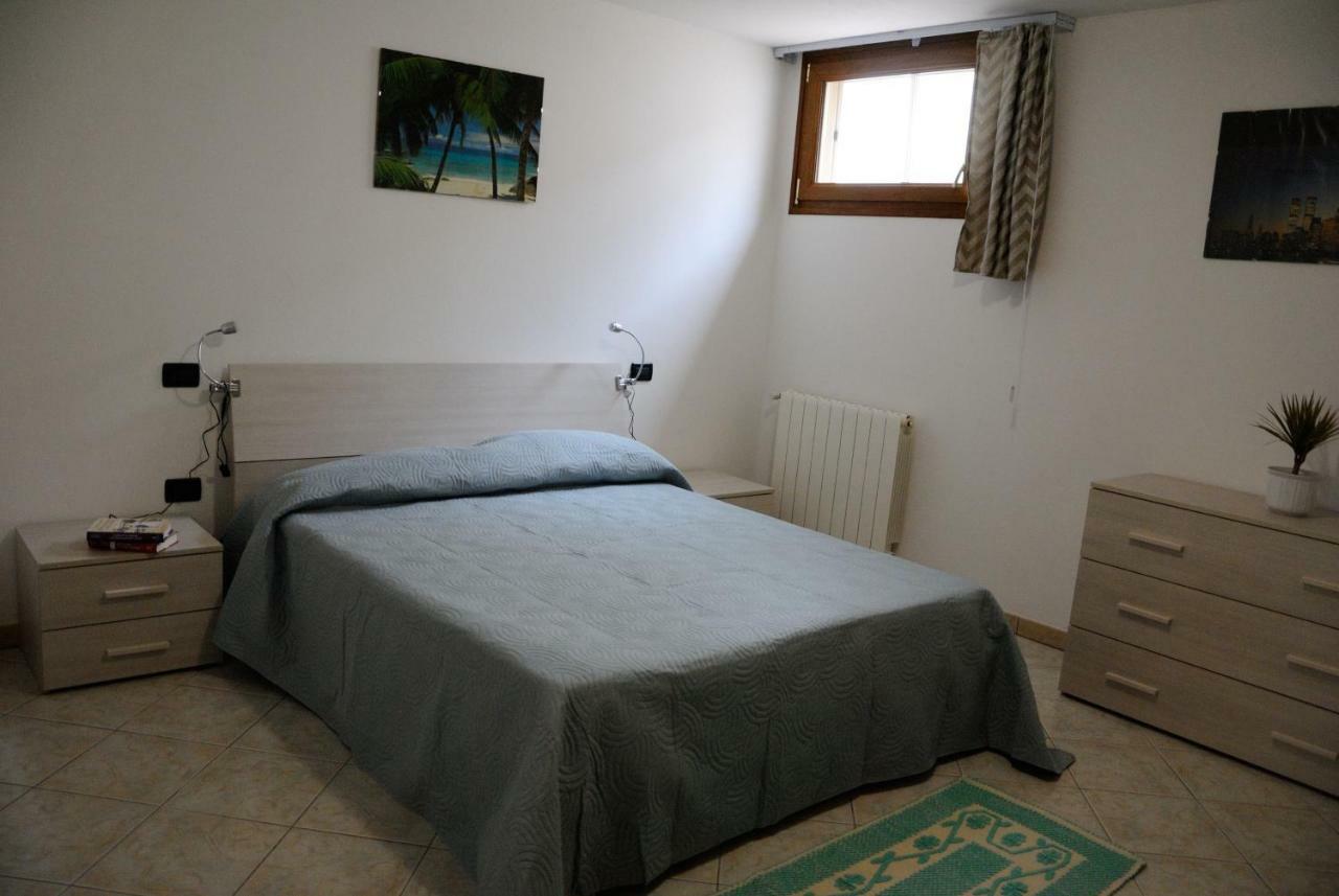 Apartamento Tra Mare E Monti Santa Giusta Exterior foto