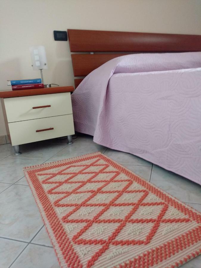 Apartamento Tra Mare E Monti Santa Giusta Exterior foto